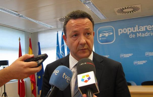 PP en Asamblea de Madrid señala que entre preparar los exámenes y amañarlos "hay una diferencia muy grande"