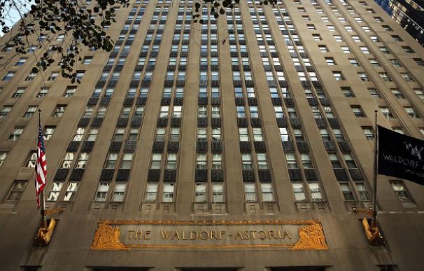 El mítico hotel Waldorf Astoria fue comprado por 2.000 millones de dólares.