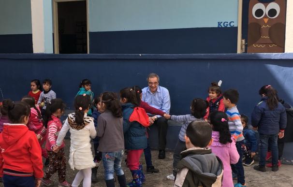 ProFuturo visita los asentamientos de refugiados de El Líbano para conocer la realidad educativa del país