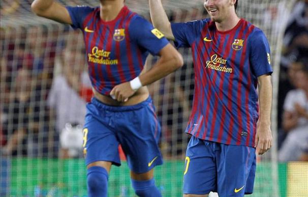 Dobletes de Messi y Santo y primer gol del chileno Sánchez en Liga