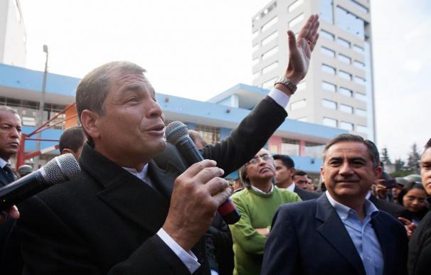Peña Nieto se reúne en Quito con Correa para firmar acuerdos bilaterales