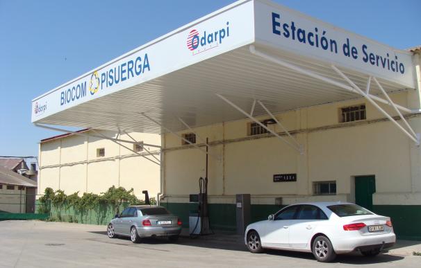 Urcacyl recogerá más de 20.000 firmas contra la obligación de que las gasolineras sean atendidas por personal