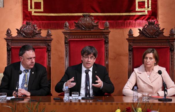 Puigdemont asegura que Cataluña "no dejará de persistir"
