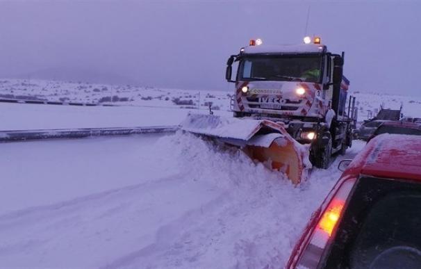 Preparadas 20 quitanieves y 4.400 toneladas de fundentes para afrontar las nevadas en La Rioja