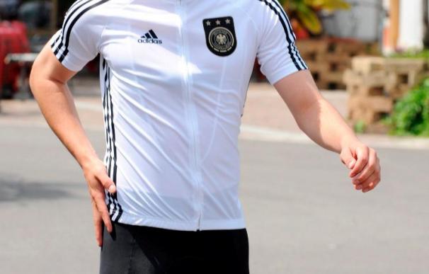 Philipp Lahm es el nuevo capitán alemán y Manuel Neuer el portero titular