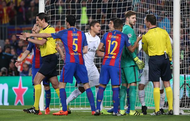 Piden en Change.org la repetición del Barça - PSG por 13 errores del árbitro6