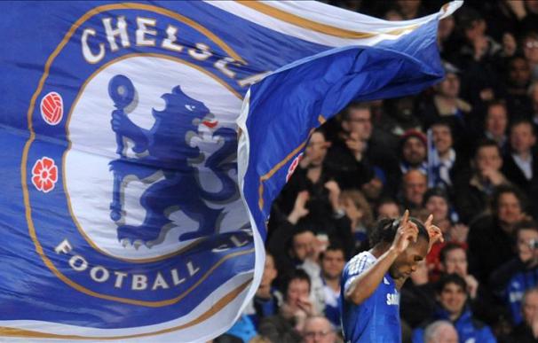 Drogba viaja con la expedición del Chelsea y podría jugar en el Camp Nou