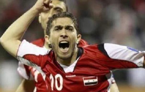 Un futbolista aliado de los rebeldes convocado por la selección siria
