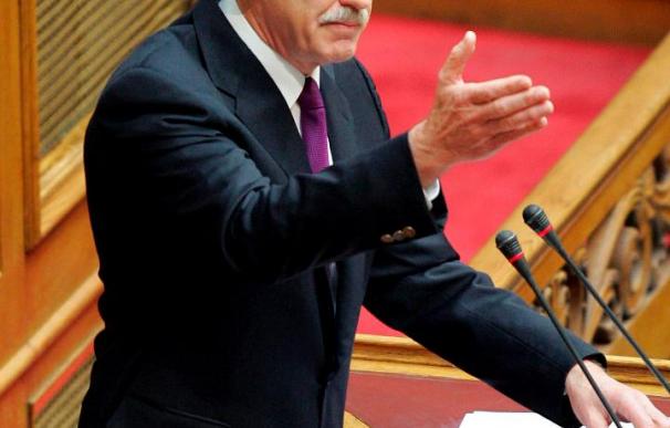 Papandréu dice que Grecia necesita profundos cambios para salir de la crisis