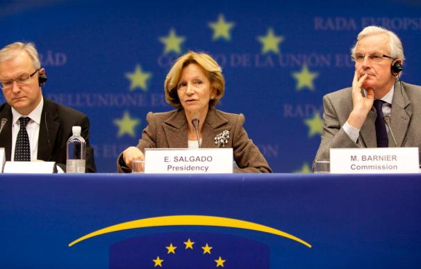 Los ministros europeos preparan hoy un mecanismo urgente en defensa del euro