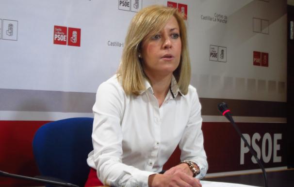 PSOE critica que el anterior Gobierno del PP "premiaba con más sueldo a sus altos cargos para desmantelar la sanidad"