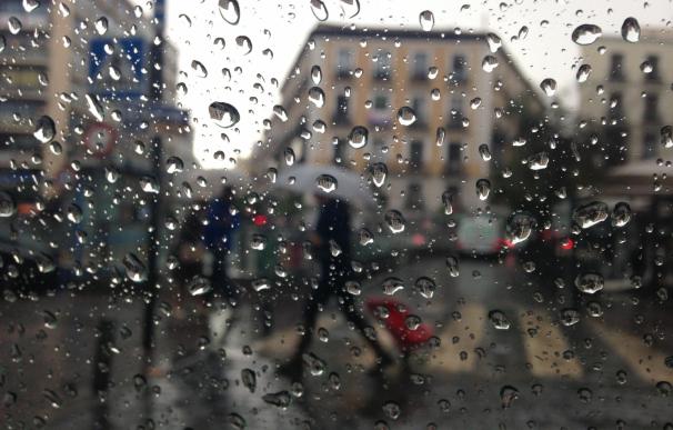 Las lluvias comienzan a remitir pero aún 15 provincias estarán en alerta este lunes