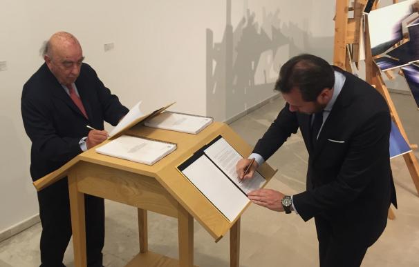 Colección de Arte Contemporáneo se mantendrá al menos cuatro años más en el Partio Herreriano tras la firma del comodato