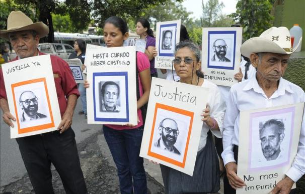 Liberan en El Salvador a los militares juzgados en España por muerte de los seis jesuitas