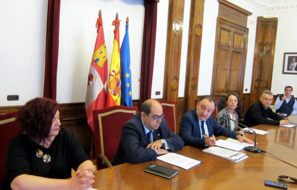 Militares, bomberos y guardias civiles practicarán la protección de patrimonio de fuegos y otros desastres en Salamanca