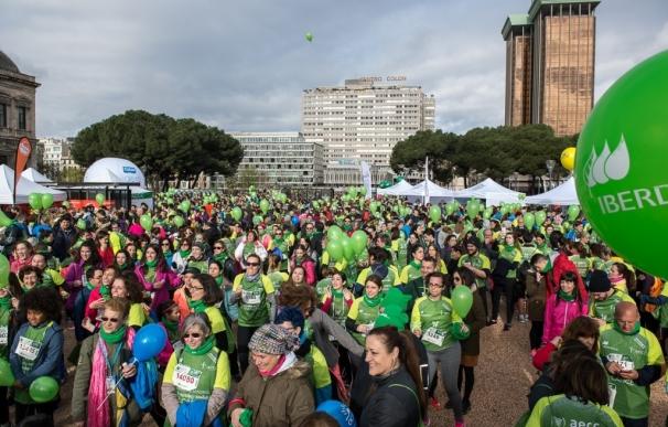 La IV carrera 'AECC Madrid en marcha contra el cáncer' bate su récord de participación con 15.000 corredores