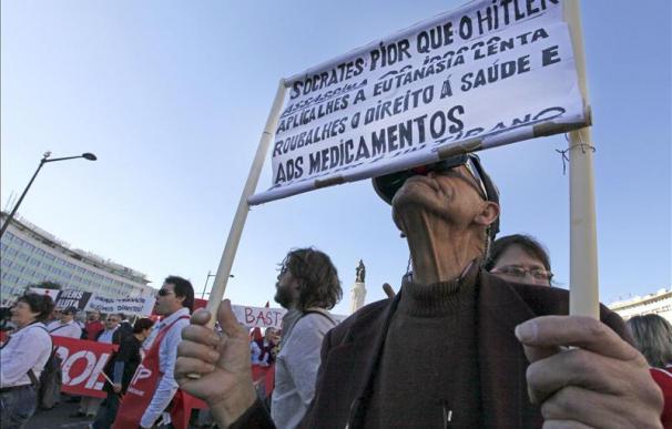 El mayor sindicato portugués convoca manifestaciones contra los recortes