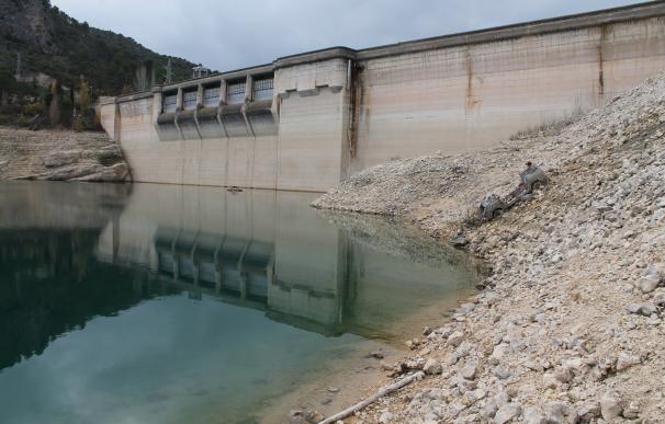 Ingenieros de la Administración español analizarán las infraestructuras hidráulicas de Ecuador tras el terremoto
