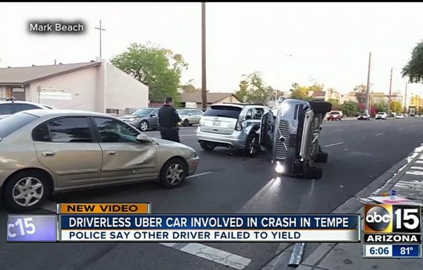 Uber cancela las pruebas de su coche sin conductor después de un accidente