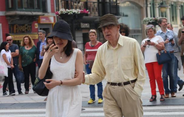 Woody Allen de sorpresa por las calles de Oviedo