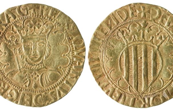 El MNAC exhibe una moneda "rara y excepcional" del rey Pere IV