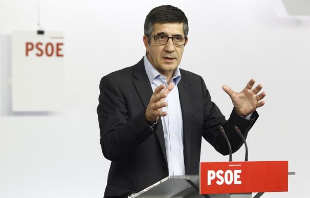 El PSOE defiende que Conejo sería apartado si hay juicio y avisa de que no se puede caer en "caza de brujas"