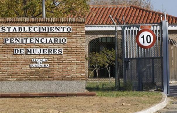 Denuncian a un funcionario de la cárcel de Alcalá de Guadaíra por favores a cambio de sexo