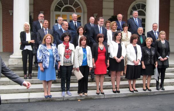 Rajoy entrega la Medalla al Mérito en el Trabajo a la Federación Galega de Redeiras