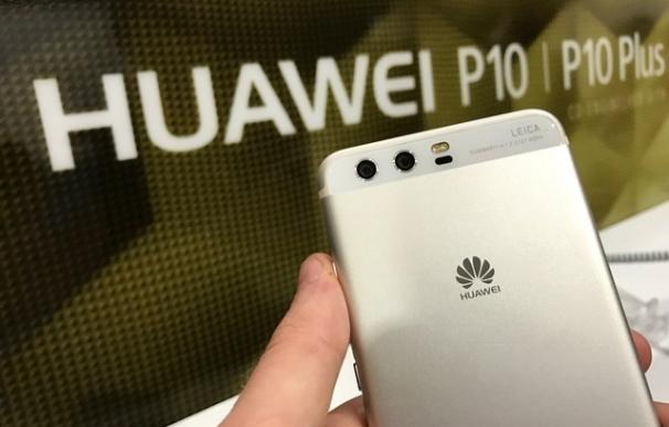 Huawei lanza en España su nuevo buque insignia, Huawei P10