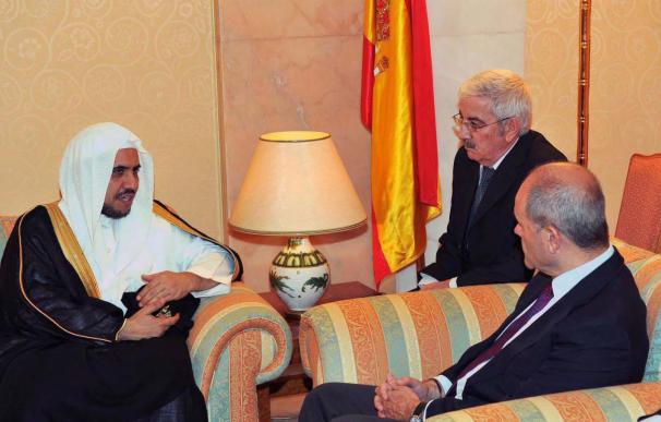 Reunión de Chaves y el Rey saudí para reforzar las relaciones bilaterales