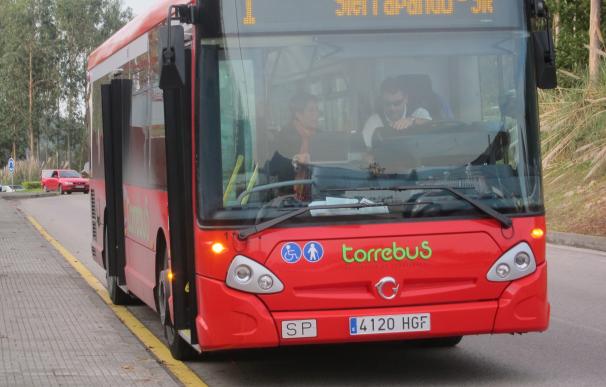 El Ayuntamiento estudia la creación de una línea de bus que conecte el centro con pueblos limítrofes