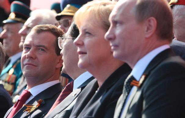 Medvédev llama a la unidad para hacer frente a las amenazas globales