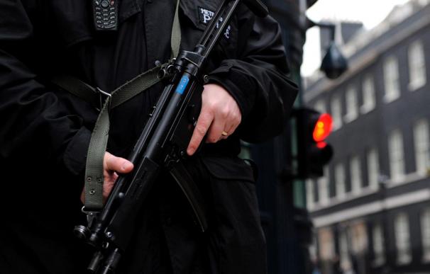 Un taxista conmociona a Inglaterra al matar a tiros a doce personas y herir a veinticinco