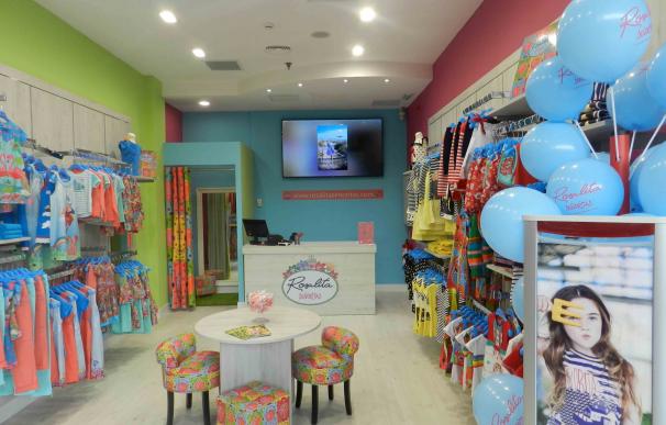 Vallsur cuenta con una nueva tienda de moda infantil para niñas de 4 a 12 años, 'Rosalita señoritas'