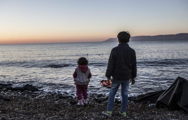 Save the Children denuncia un aumento de autolesiones y depresión entre menores refugiados en Grecia