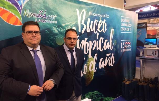 Almuñécar y La Herradura presentan la candidatura al XVII Campeonato del Mundo de Fotografía Subacuática