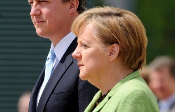Cameron advierte de que se opondrá a dar más competencias a la Unión Europea