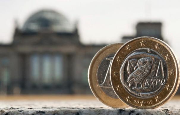 Los bonos griegos superan el 7 % por el escepticismo del Eurogrupo a la salida del rescate