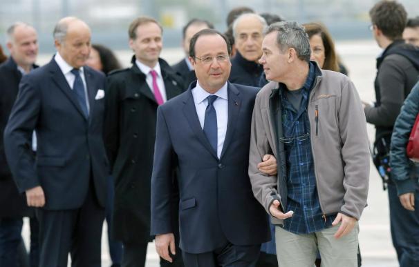 Hollande dice tener "elementos" del uso reciente de armas químicas en Siria
