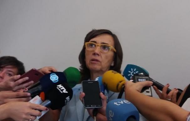 Aguilar dice que Díaz "va a seguir a pleno rendimiento volcada" con Andalucía y "no es incompatible" con liderar el PSOE