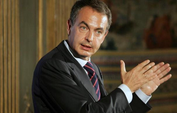 Zapatero acude mañana a Bruselas a ratificar la ayuda del Eurogrupo a Grecia