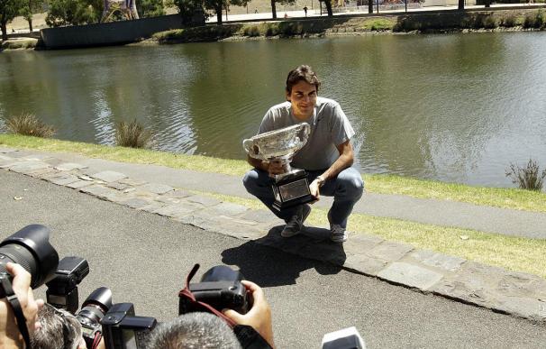Federer celebró hasta el amanecer su quinta victoria en Melbourne