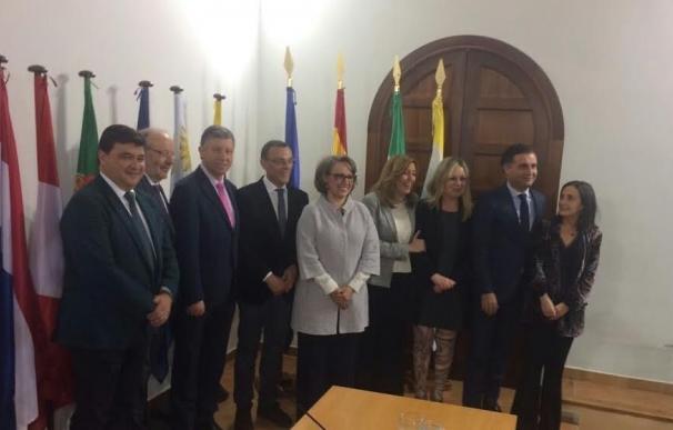 Díaz firma un memorándum con la Secretaría Iberoamericana para hacer un Observatorio de Cambio Climático