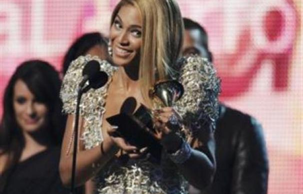 Beyoncé y Kings of Leon reinan en los Grammy