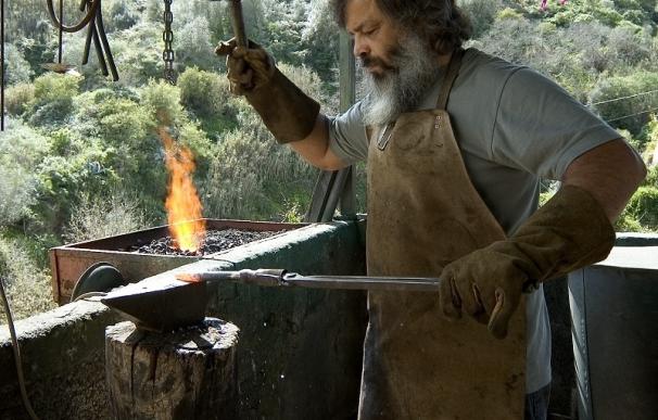 Un centenar de piezas de alfarería y forja tradicional grancanaria servirá de atrezo de la película 'Allied'