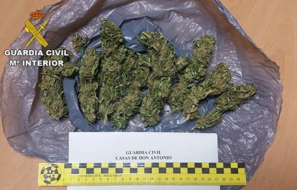Un detenido en Aldea del Cano (Cáceres) al ser sorprendido con 54 gramos de marihuana