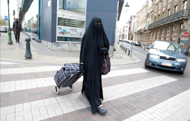 Altercados en Bruselas por la detención de una mujer con niqab