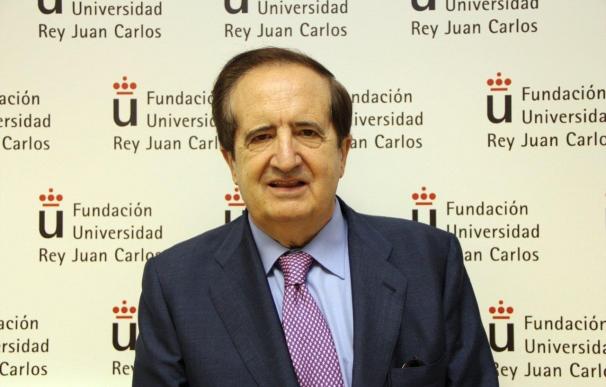 Juan José Lucas cree que Herrera "meditará" y "tomará las riendas" del Gobierno de Castilla y León