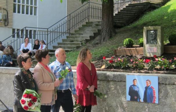 Vecinos y Ayuntamiento de Zestoa "saldan su deuda" con un homenaje a Ceferino Peña, asesinado por ETA hace 36 años