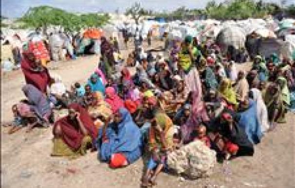 La UA ayuda a hambrientos en una zona de Mogadiscio abandonada por Al Shabab